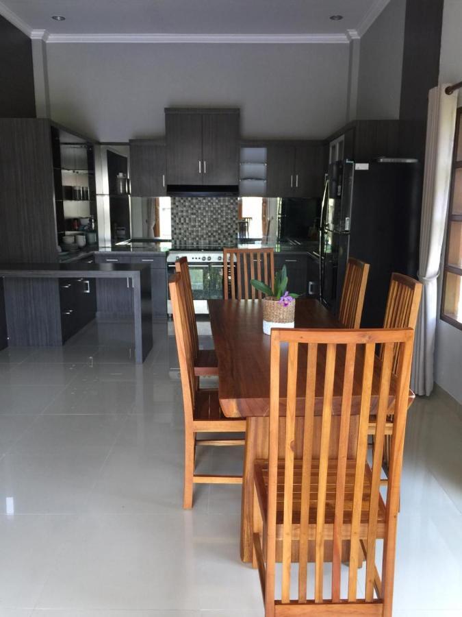 Villa Tiller 1 Narmada Buitenkant foto