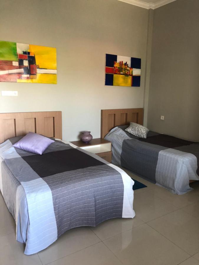 Villa Tiller 1 Narmada Buitenkant foto